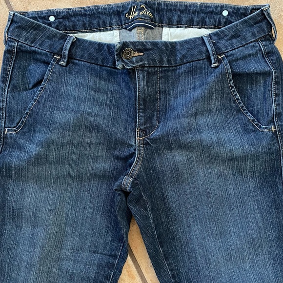 Old Navy 2001 “The Diva” Cropped Jeans (Size 12) Slimming Low-Rise - Picture 2 of 8